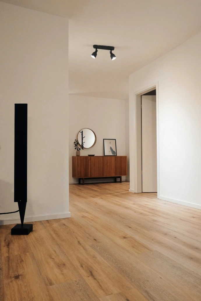 wood flooring in a indoor space